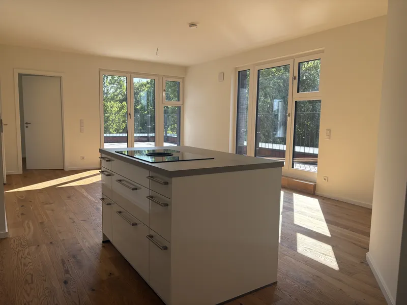 Großes Penthouse mit Wasserblick — photo 1